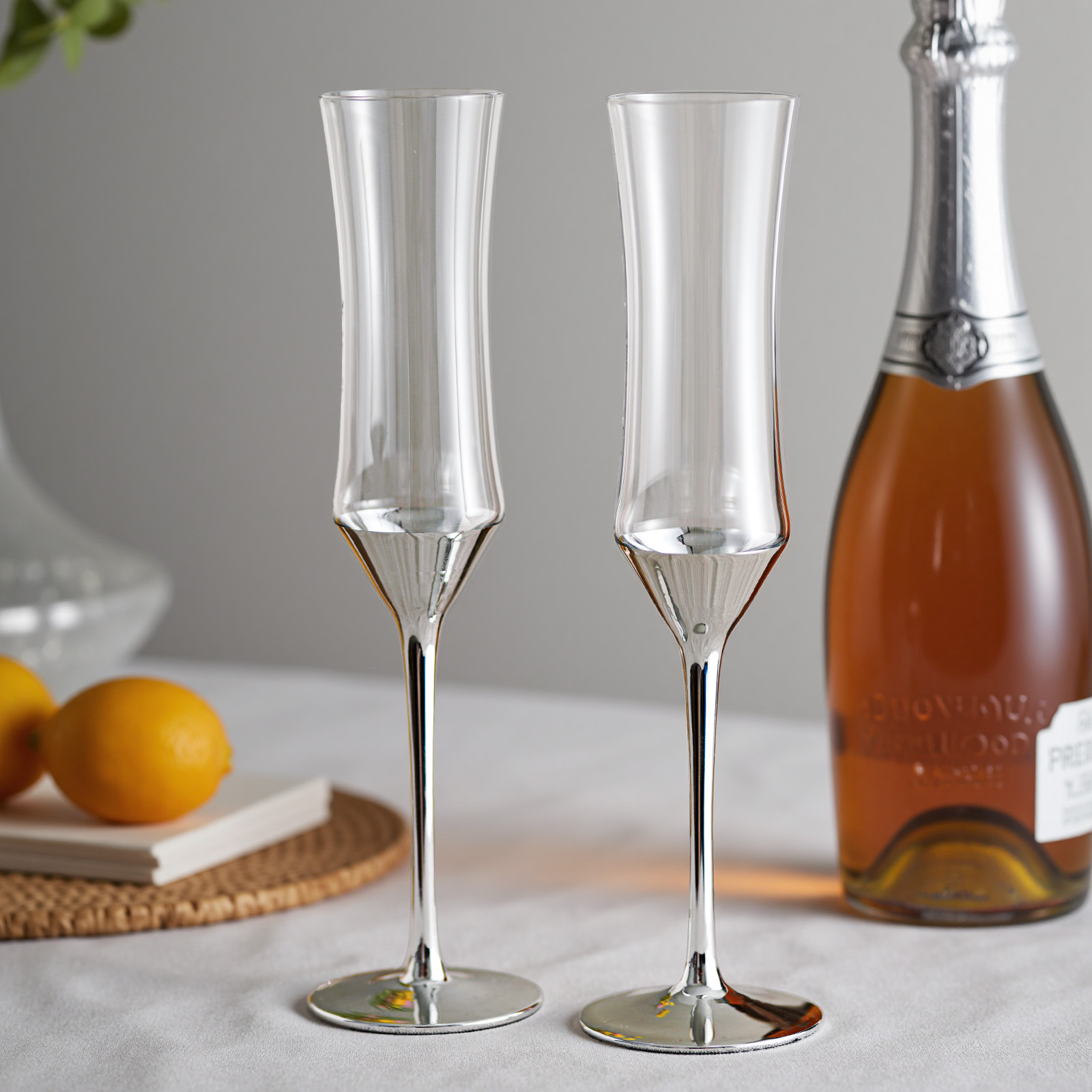 Light luxury champagne glass h - Wine Beer Foot ulasan dan harga