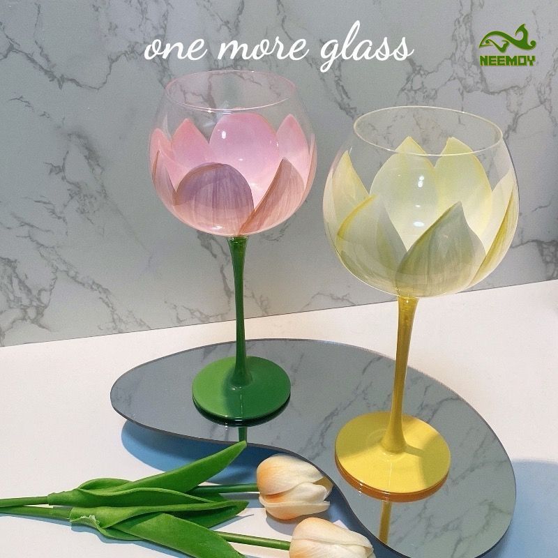 Middle Aged Tulip Painted Glas - Wine Beer Foot ulasan dan harga